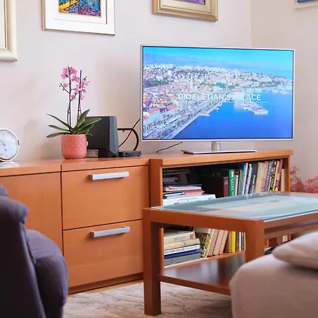 Old Town Art By Litto *