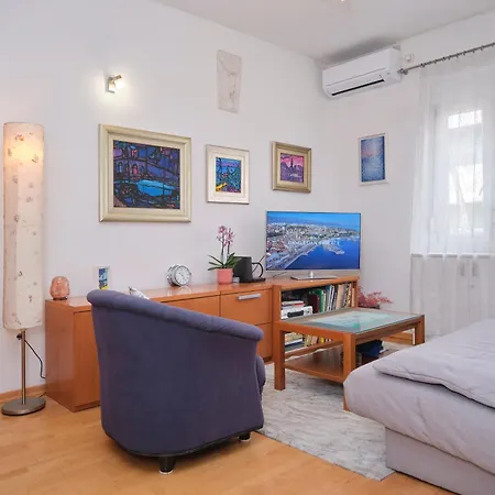 公寓 Old Town Art Apartment Split By Litto *