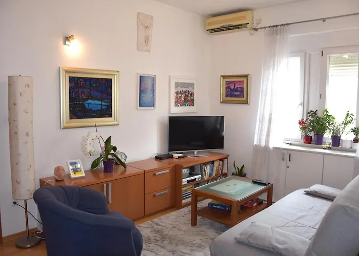 Old Town Art Apartment Split By Litto Split