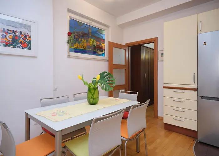 公寓 Old Town Art Apartment Split By Litto *